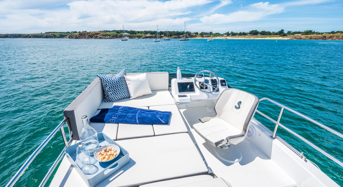 Antares_11_Fly_Exterior_18