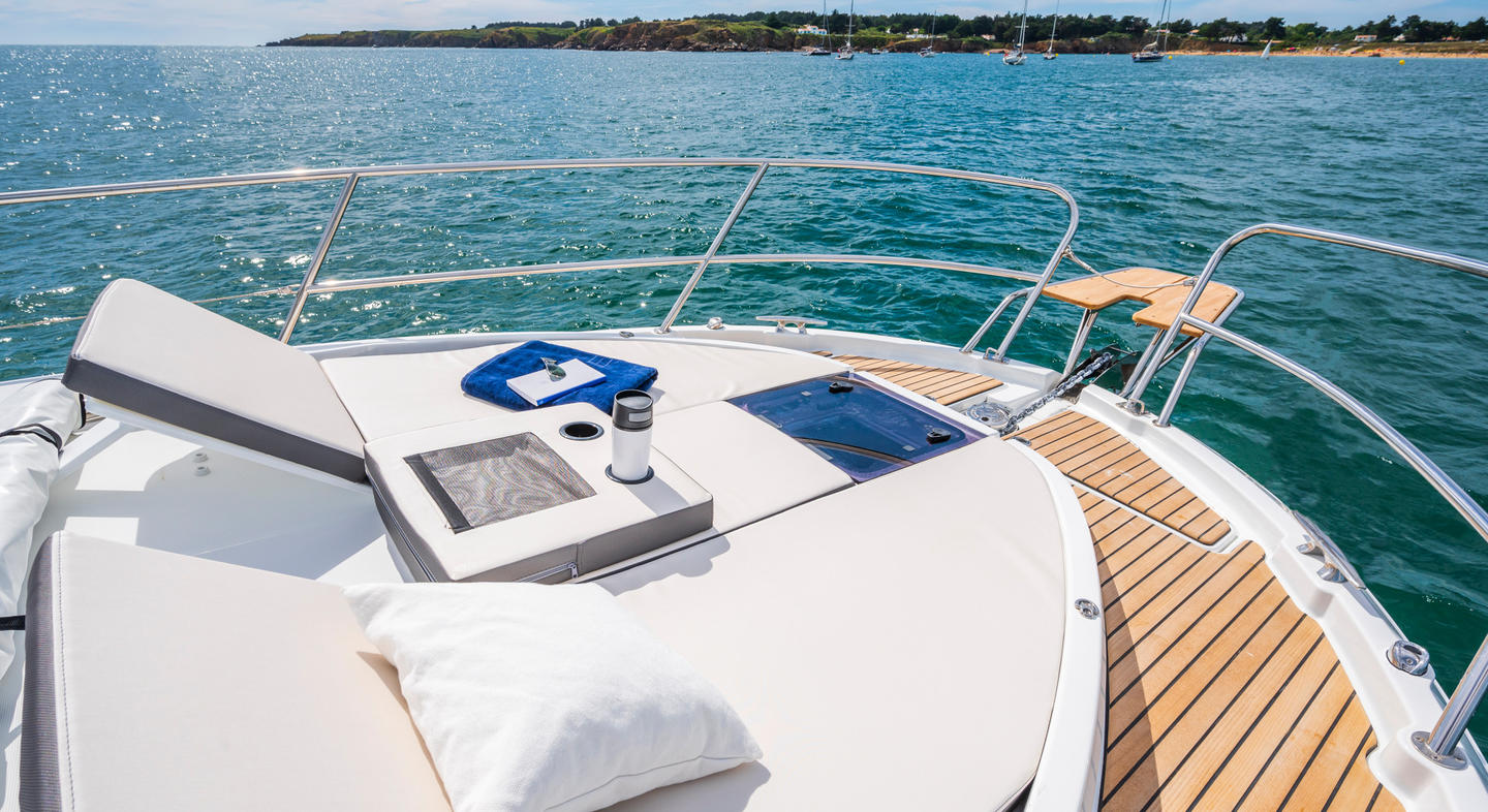 Antares_11_Fly_Exterior_25